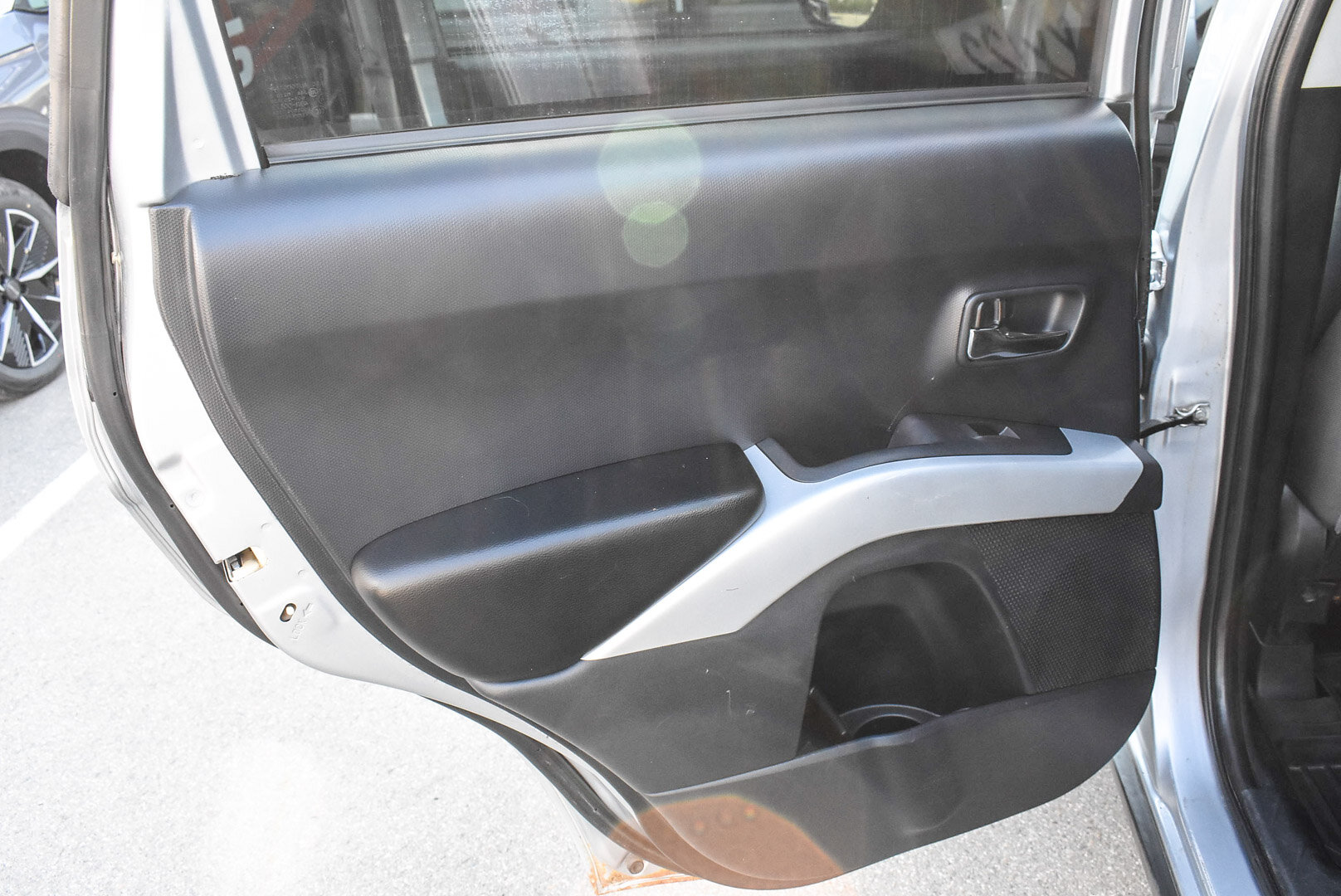 Mitsubishi Outlander, II 3.0 AT (220 л.с.) 4WD 2008