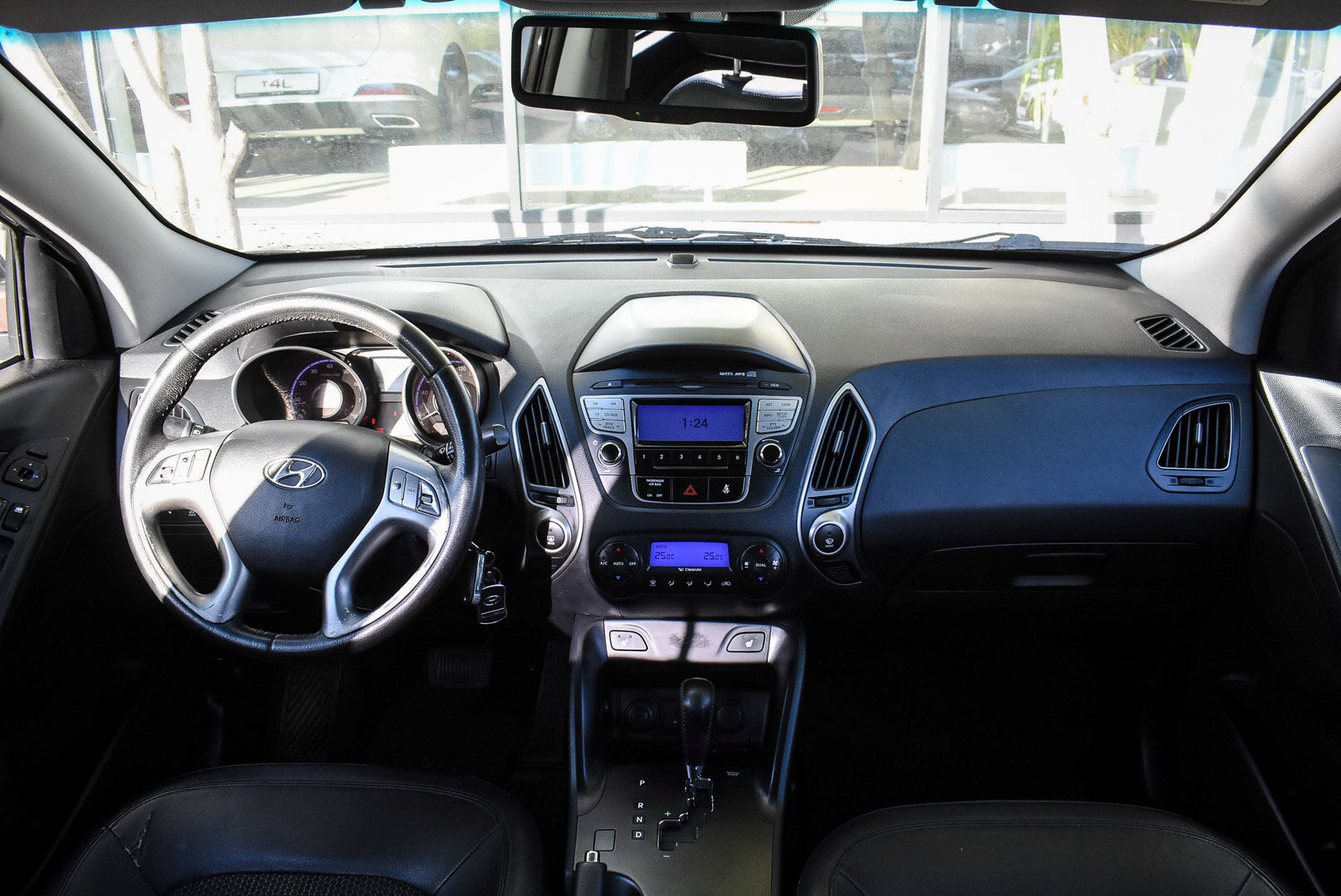 Hyundai ix35, I 2.0 AT (150 л.с.) 4WD 2010