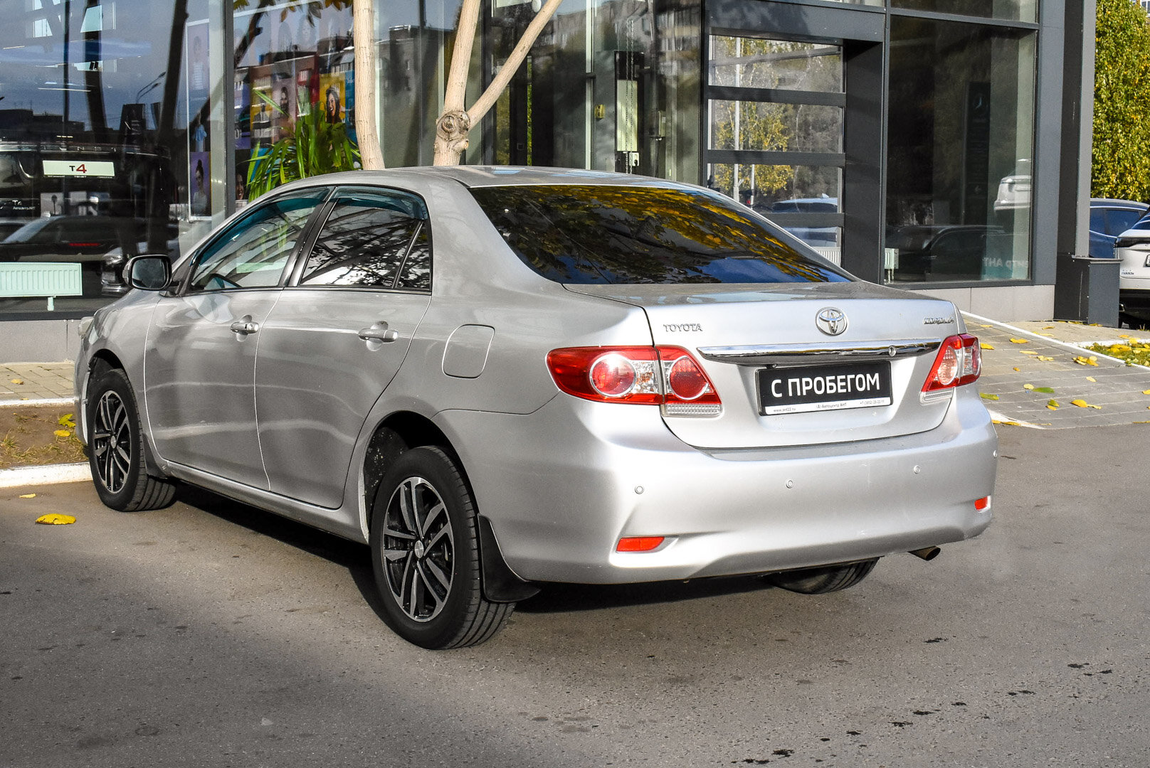 Toyota Corolla, X (E140, E150) Рестайлинг 1.6 AT (124 л.с.) 2011