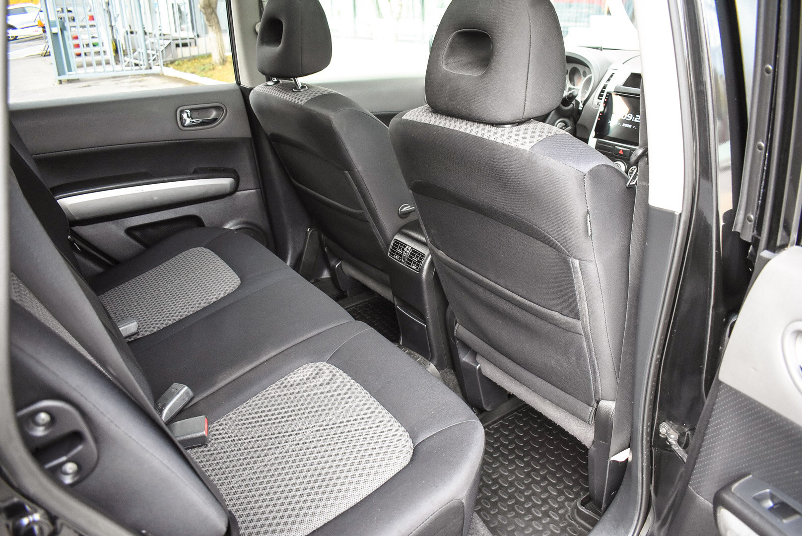 Nissan X-Trail, II 2.0 MT (141 л.с.) 4WD 2008