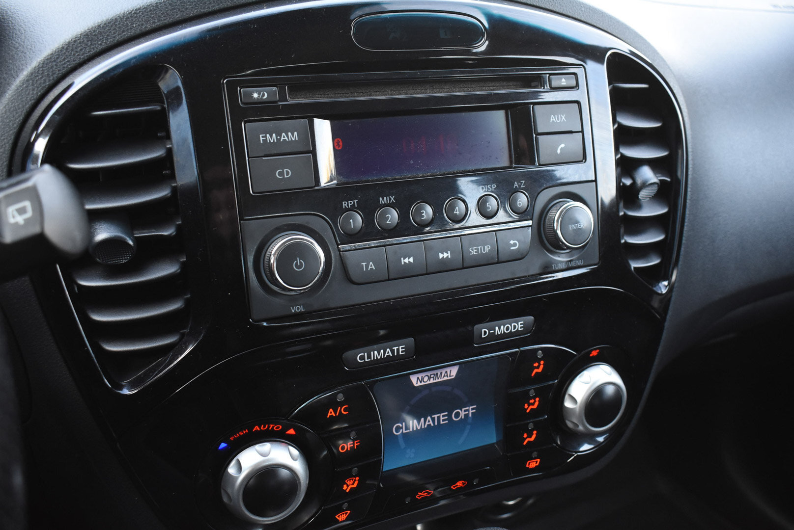 Nissan Juke, I 1.6 CVT (117 л.с.) 2013