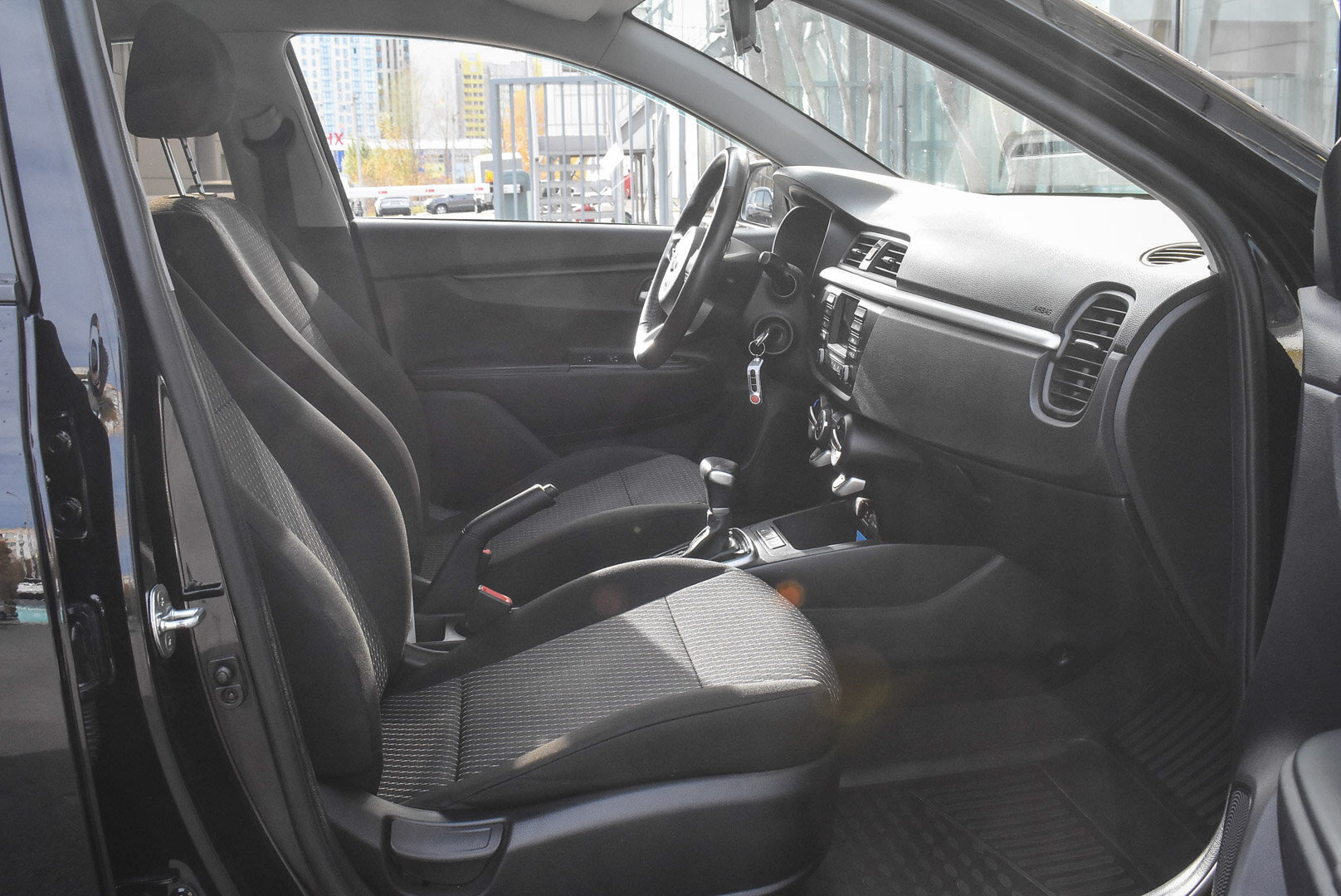 Kia Rio, IV X-Line 1.6 AT (123 л.с.) 2020