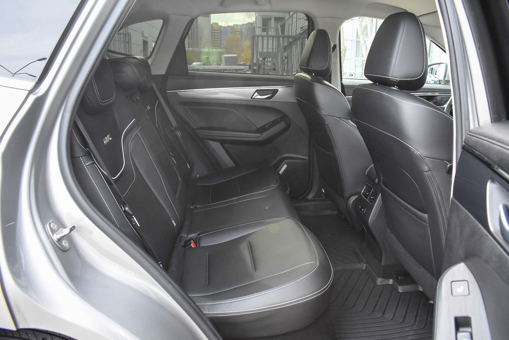 Haval Jolion, I 1.5 AMT (143 л.с.) 2022